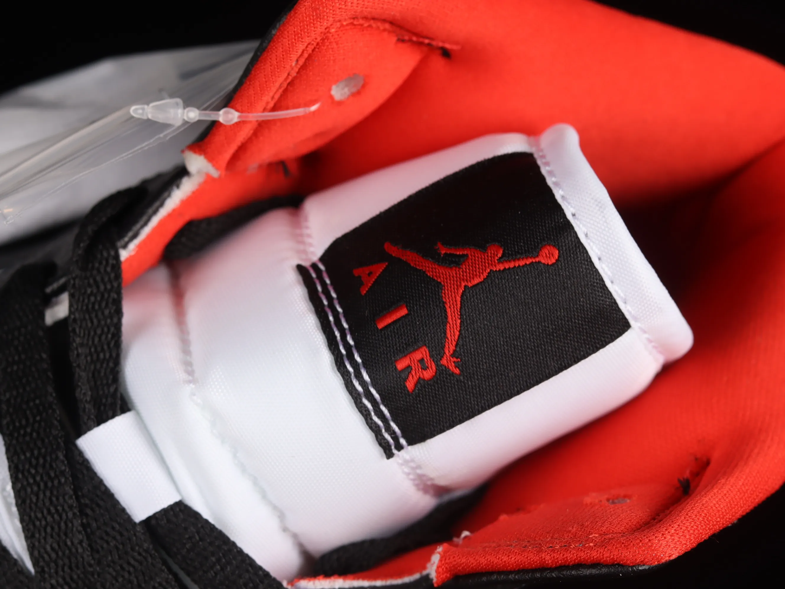 All categories Air Jordan Jordan series basketball shoes Air Jordan 1 Mid Air Jordan 1 Mid AJ1 Joe 1 is prohibited for resale Mid-top basketball shoes BQ6472-061